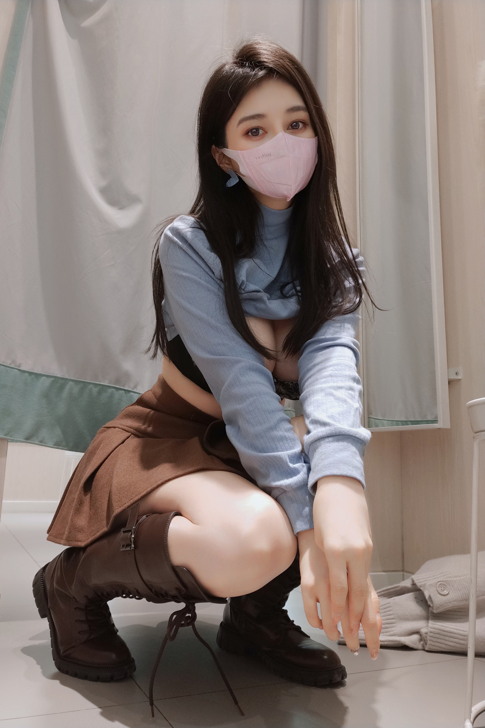 作品：白银81 試着室预览图 2