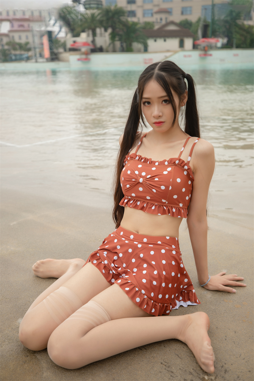 作品：梦丝女神 NO.121 诗琪《泳池派对》预览图 3