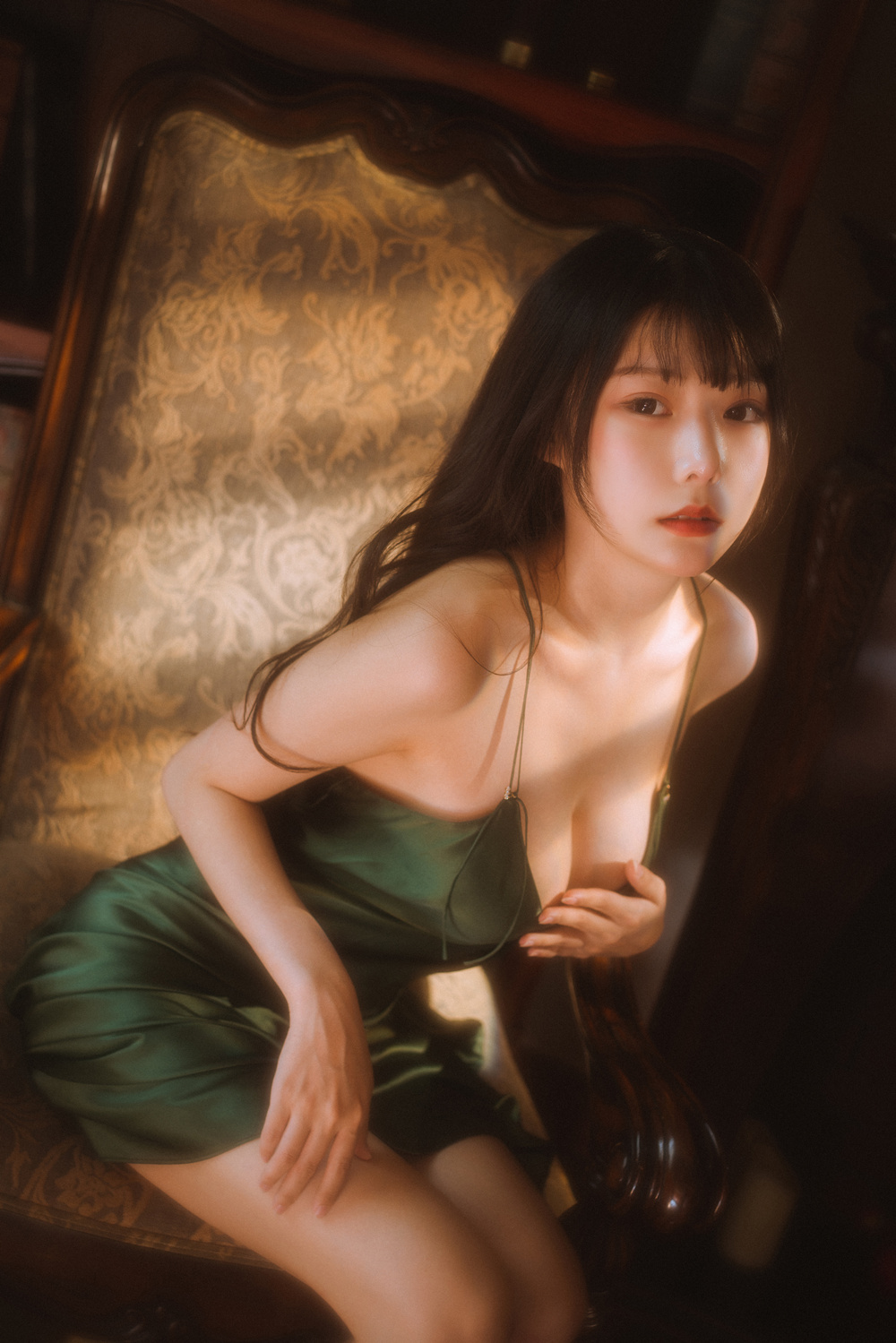作品：香草喵露露 – 杨枝甘露 绿色连衣裙预览图 2