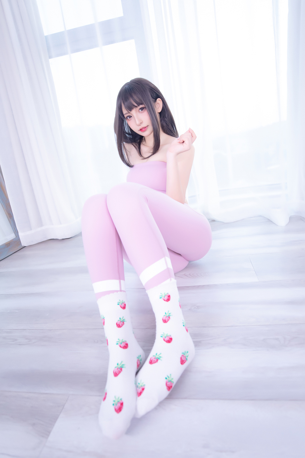 神楽坂真冬 – 草莓蜜桃