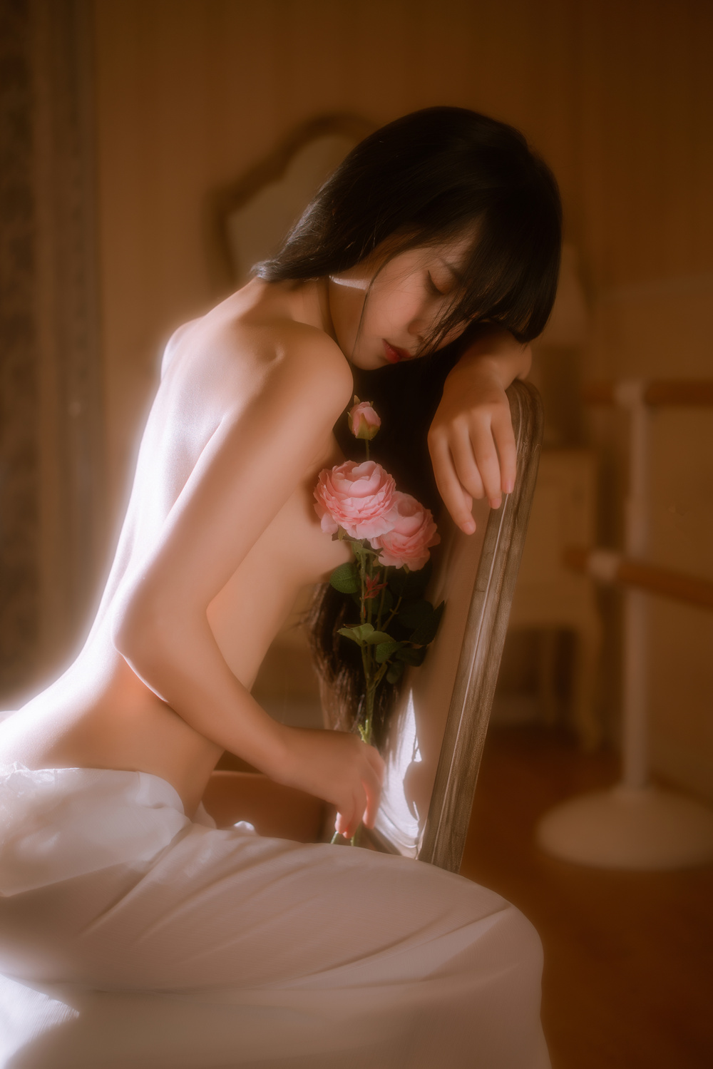 作品：萌芽儿o0 NO.016 金色套装预览图 3