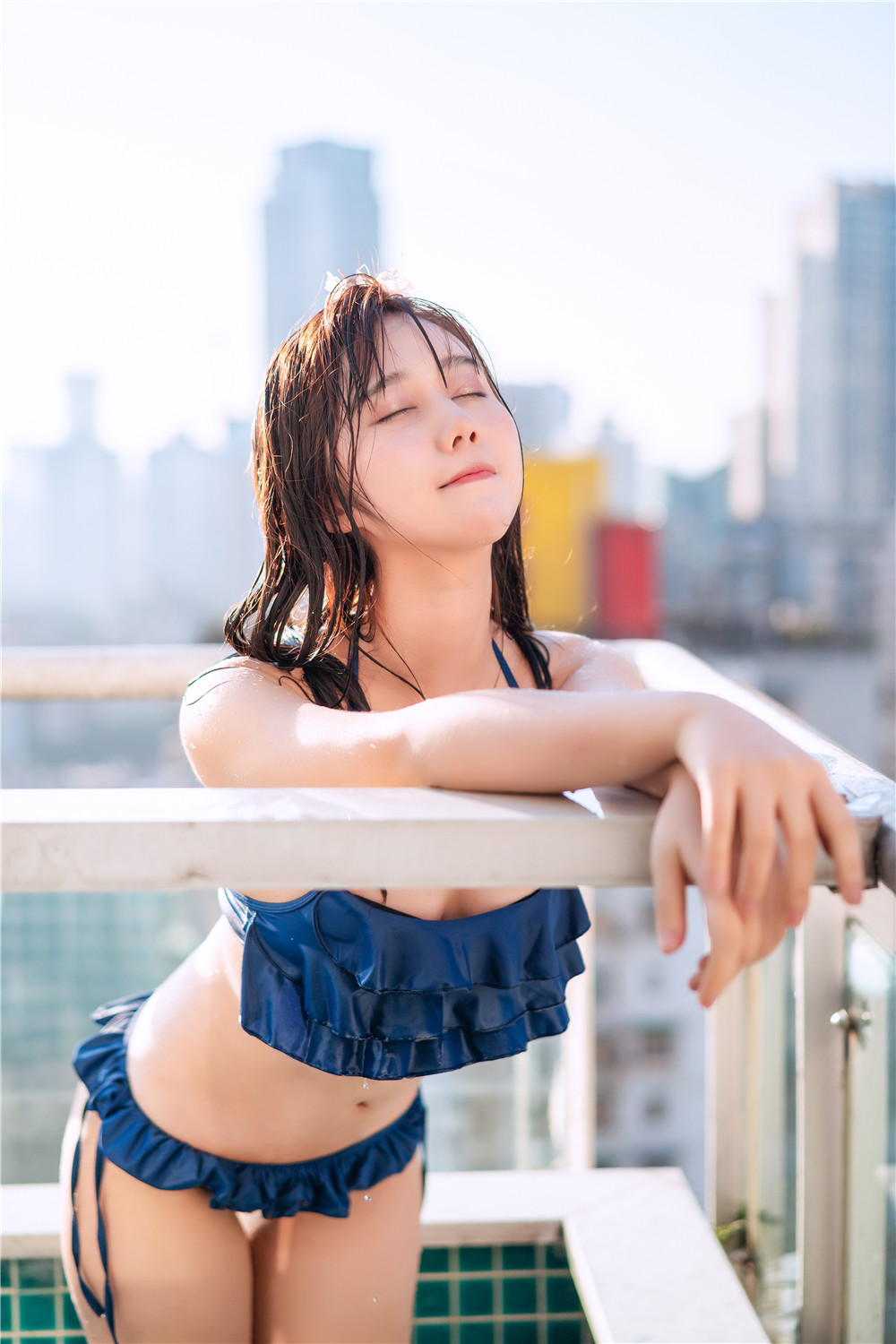 作品：镜酱 VOL.006 [61P] 私奔之泳衣预览图 2