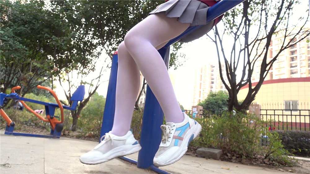 作品：JKFUN-《户外慢动作》15D白丝 小夜预览图 2