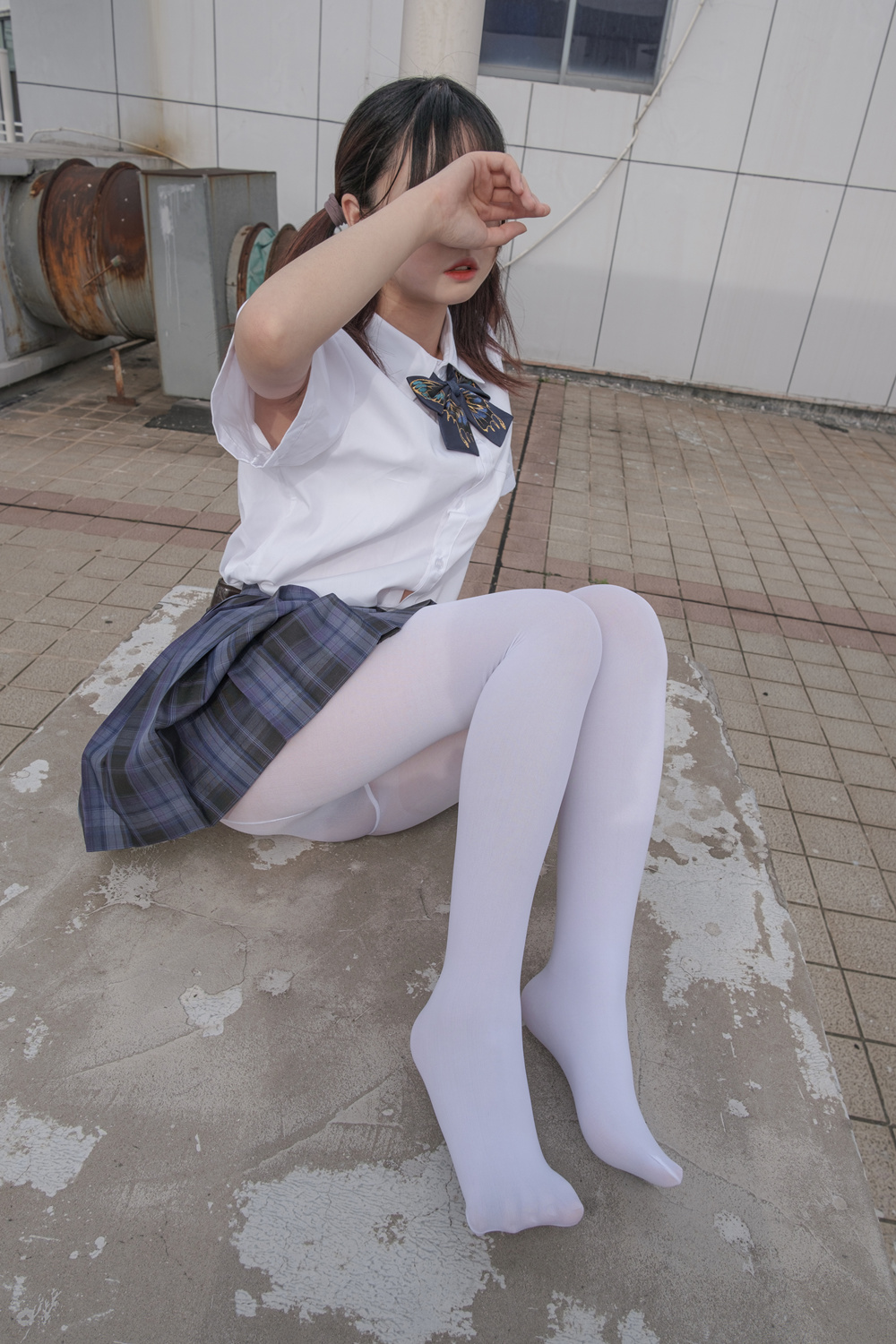 森萝财团 月下-02 小夜 双马尾白丝JK制服 80D 户外真空